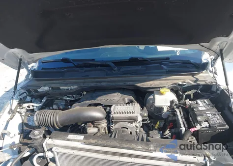 2021 Ram 1500 Big Horn 4X2 5'7 Box from USA, damaged, VIN 1C6RREFT3MN629070